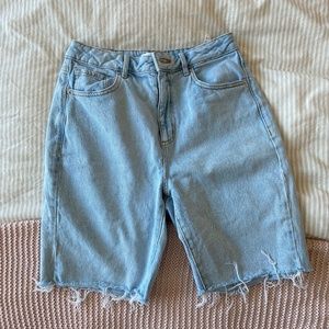 TREND ALERT: Dynamite Bermuda Shorts